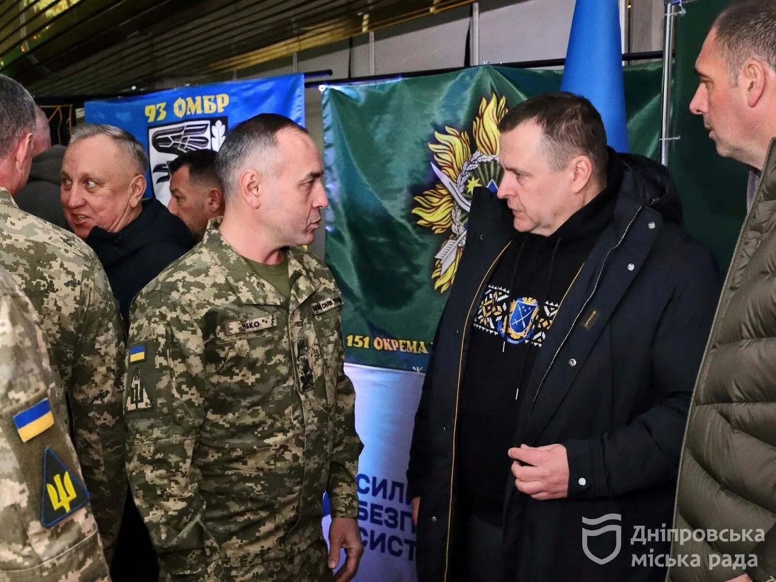 Встреча настоящих единомышленников ко Дню ВСУ. В Днепр съехались славные защитники — от Нацгвардии до боевых бригад разных регионов