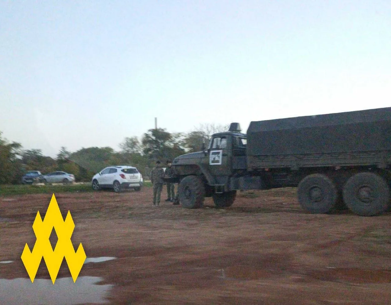 Українські партизани розвідали територію зенітно-ракетного полку окупантів у Севастополі. Фото і карта