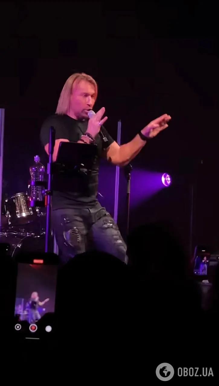 "Олежка вже не той": у мережі розкритикували спів Винника на концерті в Німеччині. Відео