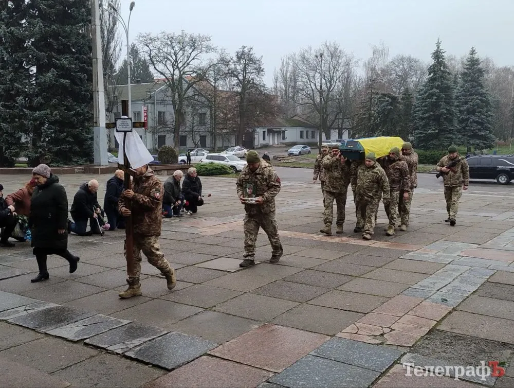 Более года считался пропавшим без вести: на Полтавщине попрощались с павшим на войне защитником