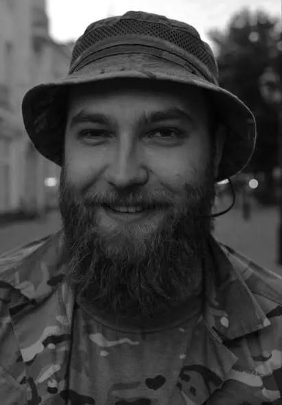 Был единственным сыном у матери: на фронте погиб воин из Винницы, отмеченный "Золотым крестом". Фото