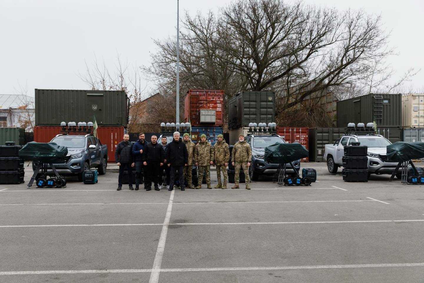 Українські військові отримали ще чотири комплекси "Ай-Петрі" від Порошенка. Фото