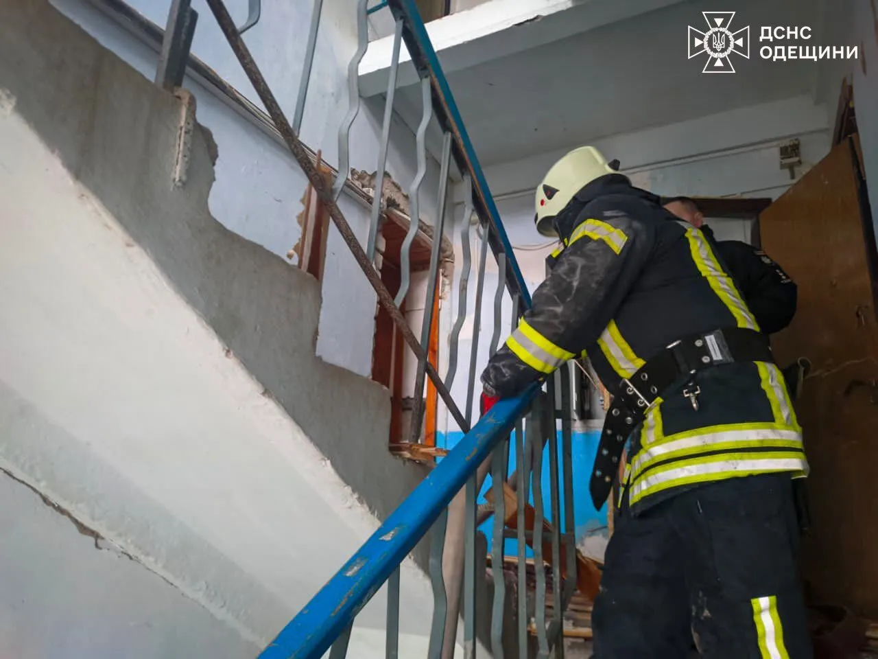 На Одещині прогримів вибух у багатоповерхівці: що відомо про інцидент