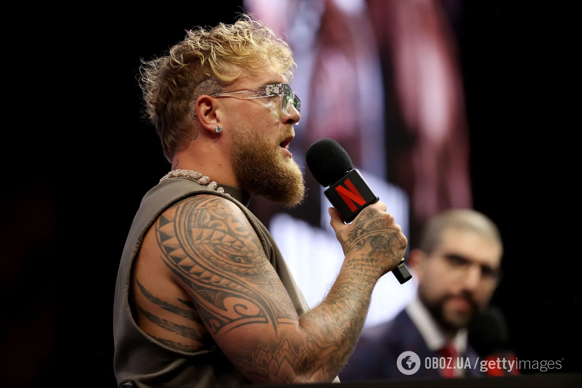 Где смотреть бой Джейк Пол – Энтони Джошуа. Расписание трансляций самого необычного поединка года