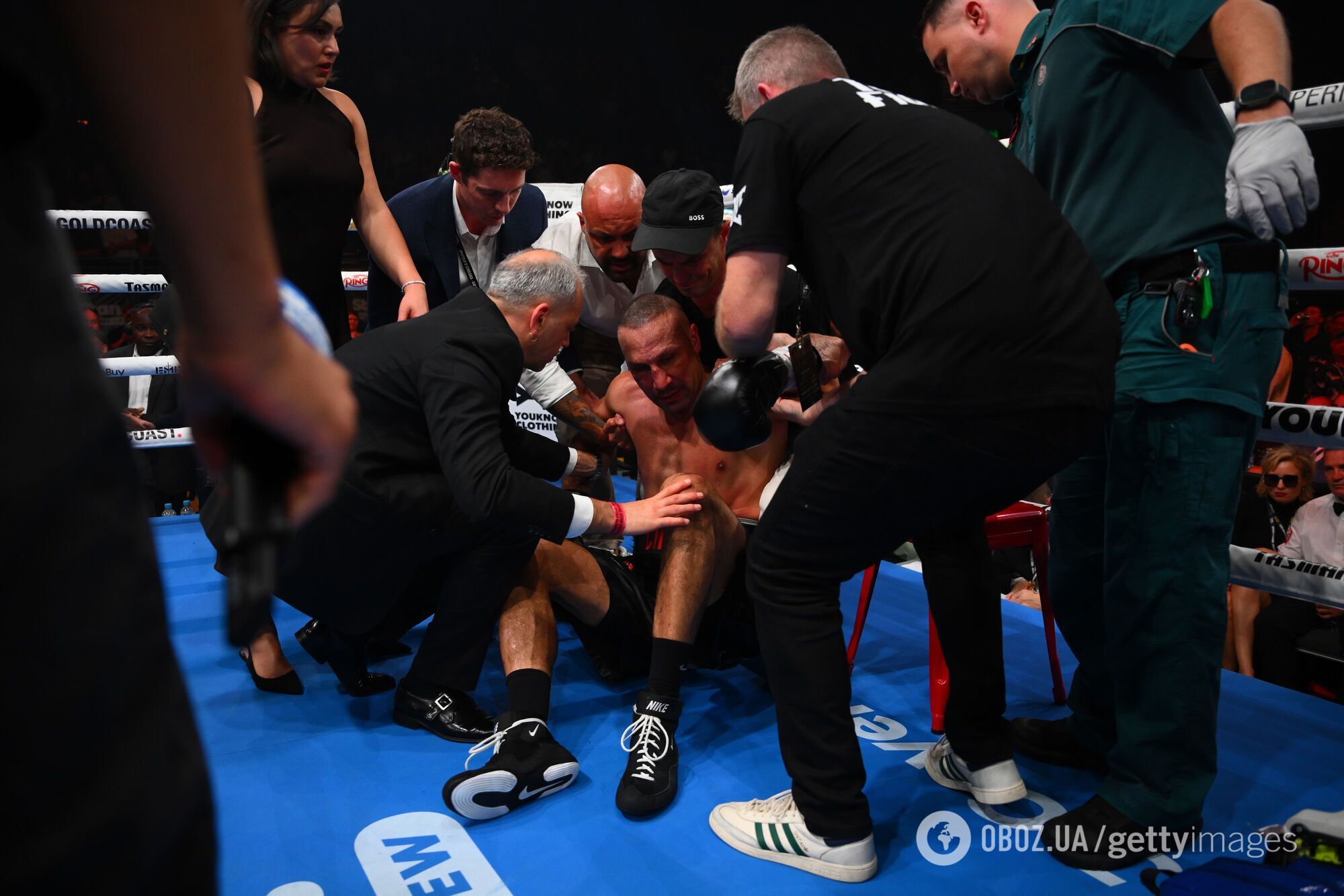 Непобедимому супертяжу сломали шею во время нокаута. Видео