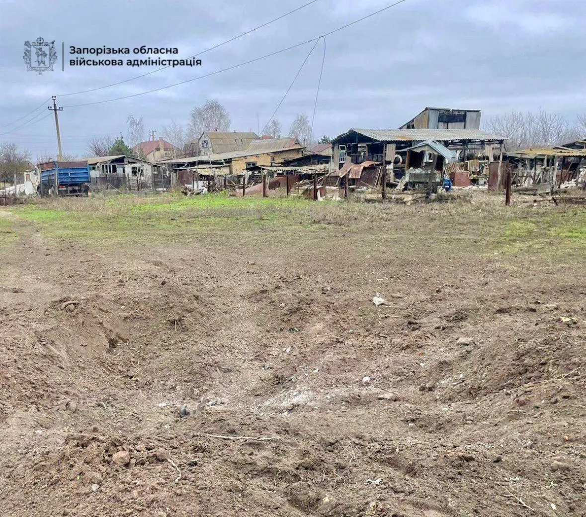 Окупанти завдали трьох ударів по району Запоріжжя: після вибухів здійнявся дим. Фото