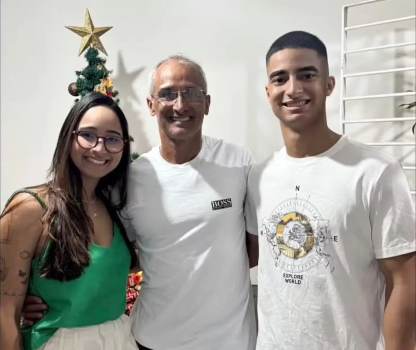 В Бразилии посетитель тренажерного зала взял неправильно штангу и умер. Видео