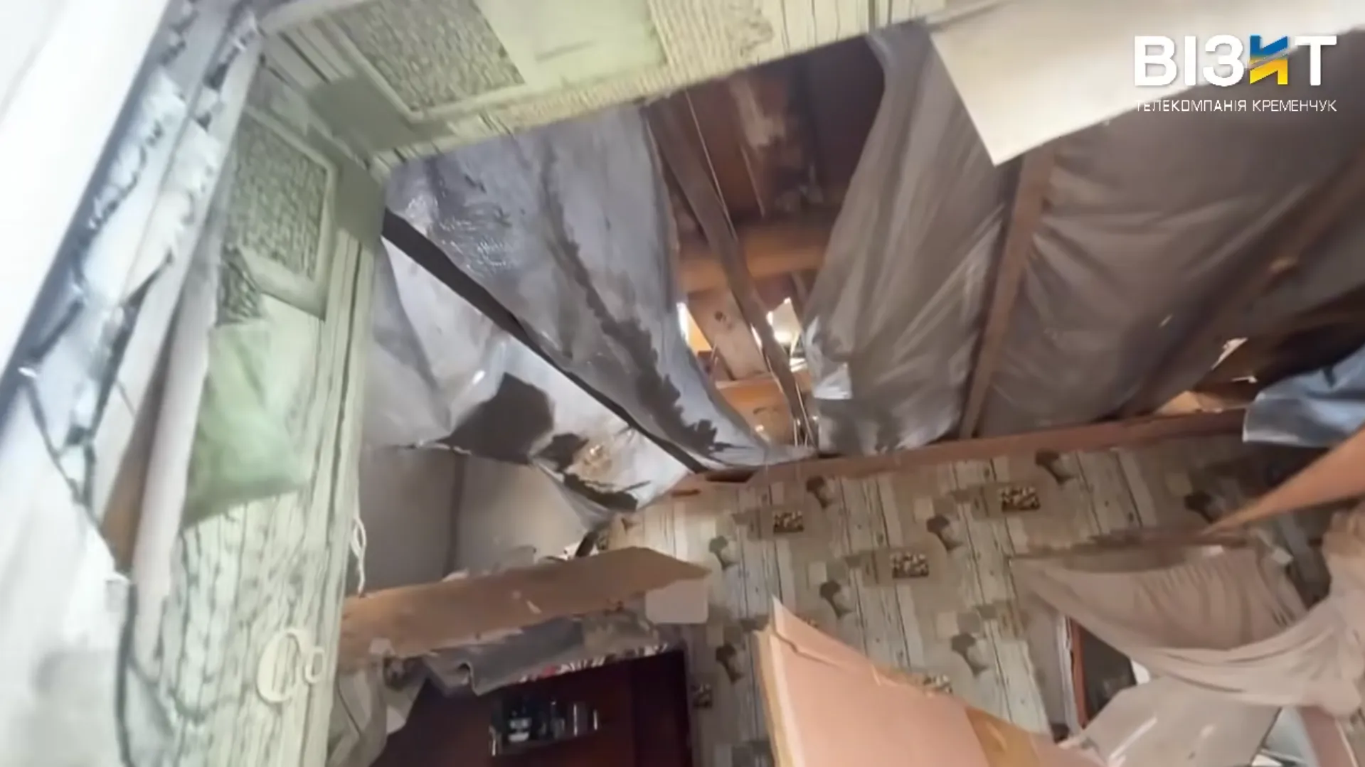 На Полтавщине дрон разрушил дом женщины, сын которой пропал без вести на фронте. Видео