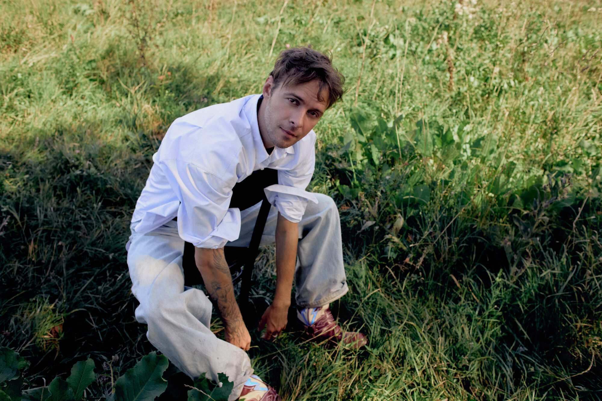 "Мій ідеальний день": Макс Барських показав, що відбувалося за кадром зйомок нового мініальбому "Місто дощів"