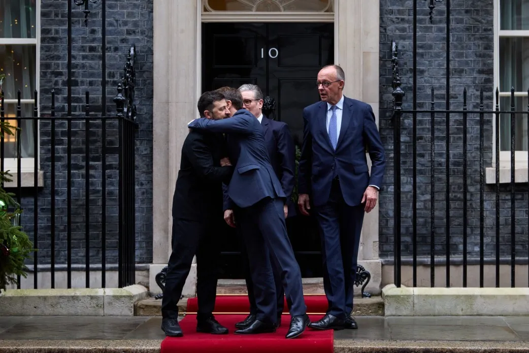 Зеленський прибув з візитом до Британії: відбулись перші зустрічі у Лондоні. Фото і відео