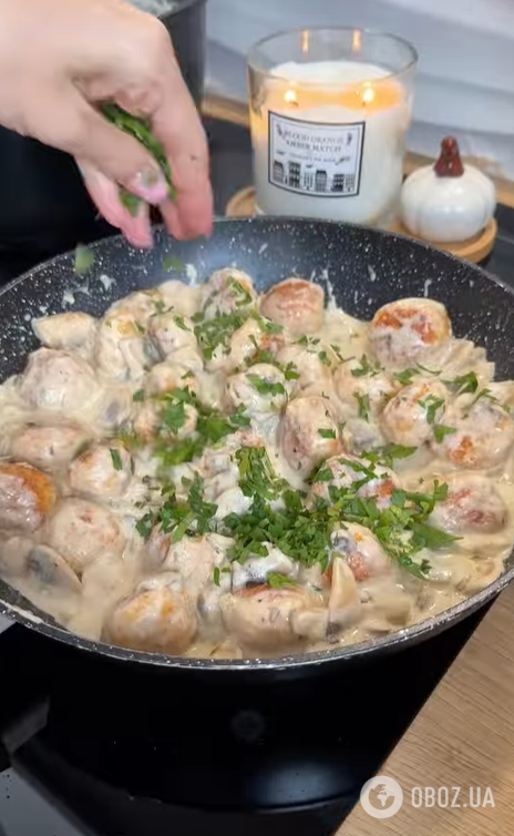 Соковиті м'ясні мітболи у грибному соусі: ідеально підійдуть до будь-якого гарніру