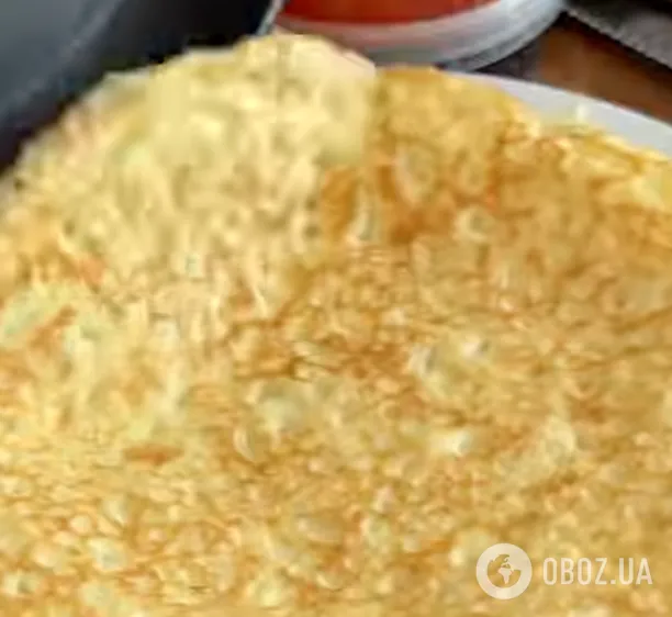 Закусочний млинцевий торт зі смачною начинкою для новорічного столу: найпростіший рецепт