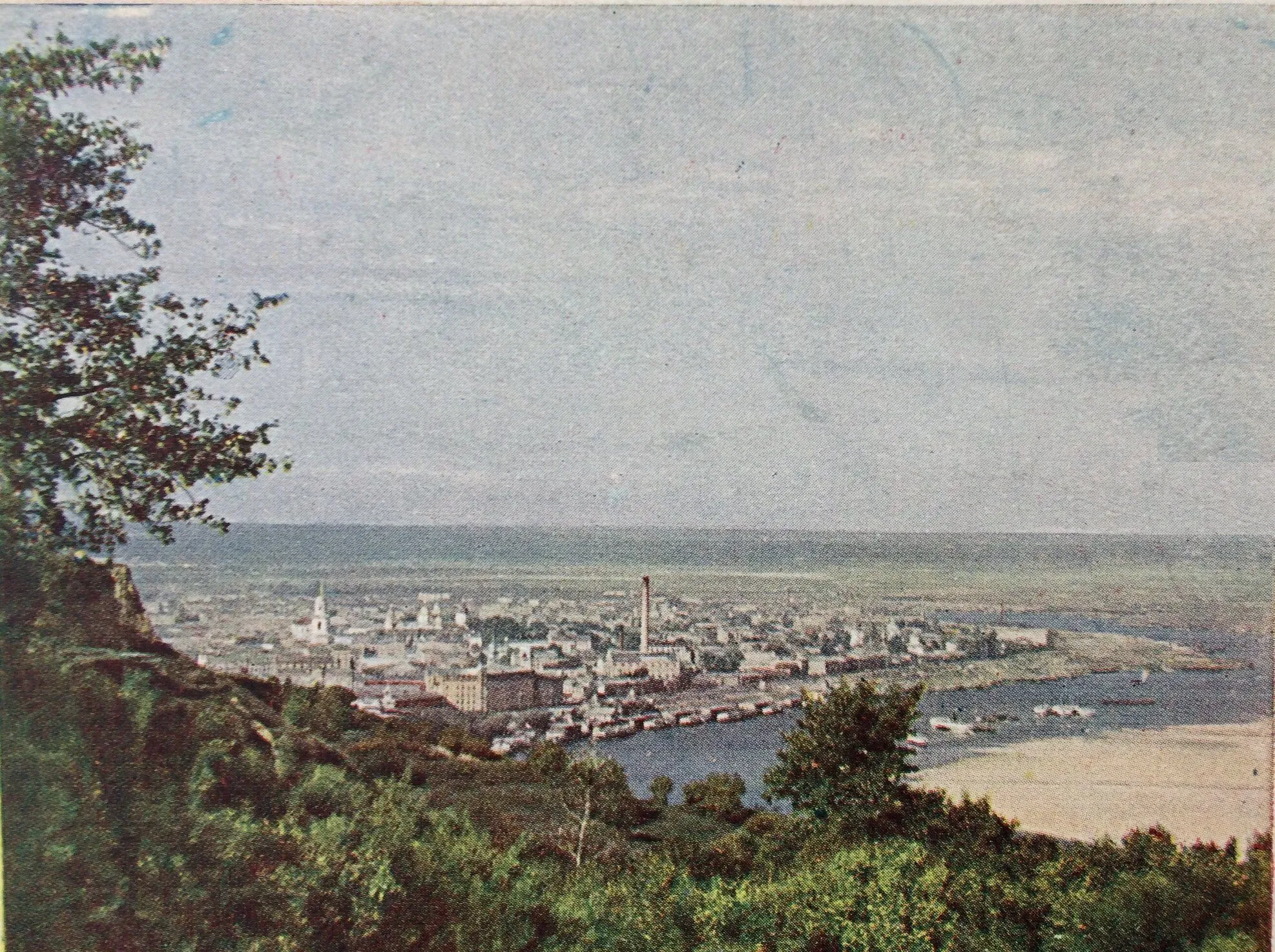 Окраса київського ландшафту: який вигляд мала річка Дніпро у столиці в 1890-1960-х роках. Рідкісні листівки