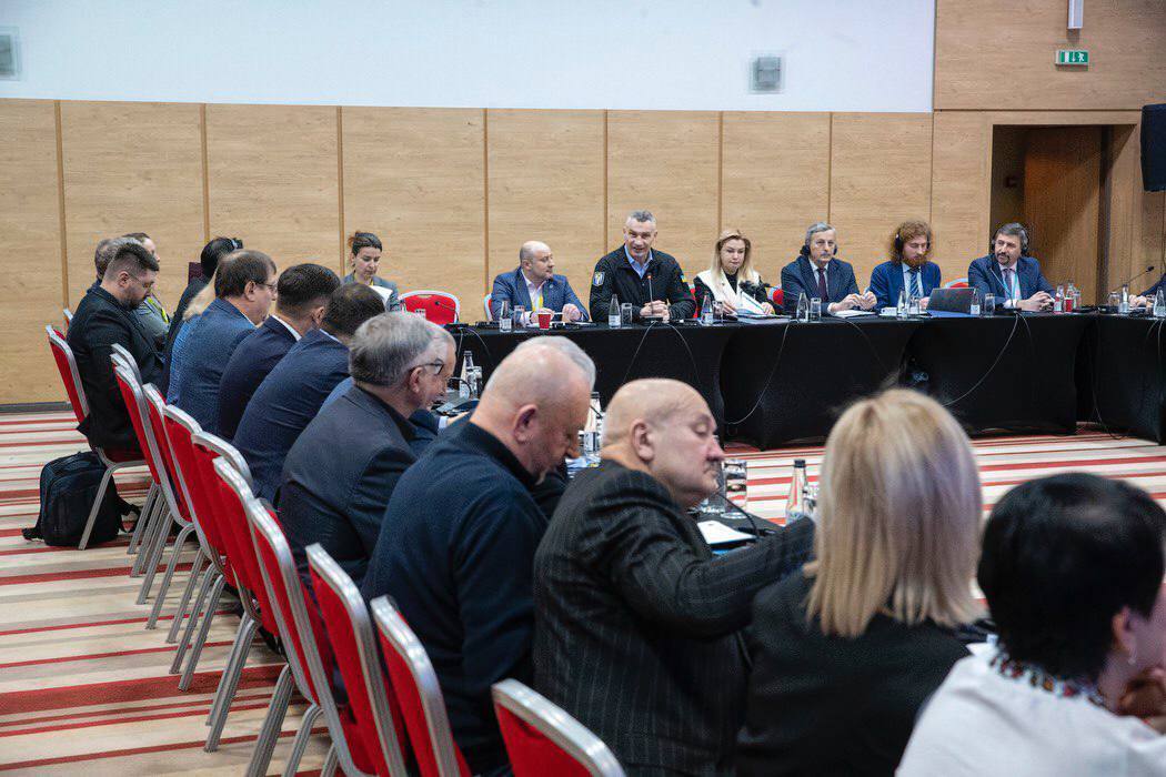 Кличко открыл День диалога ХІХ Украинского муниципального форума