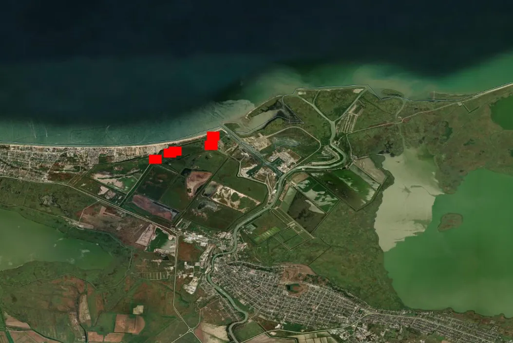 Палало три доби: ураження терміналу зрідженого газу в російському порту "Темрюк" було операцією СБУ. Відео