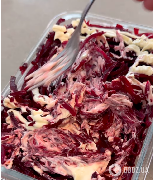 "Шуба" по-новому для новорічного столу: ділимося рецептом салату, який люблять усі