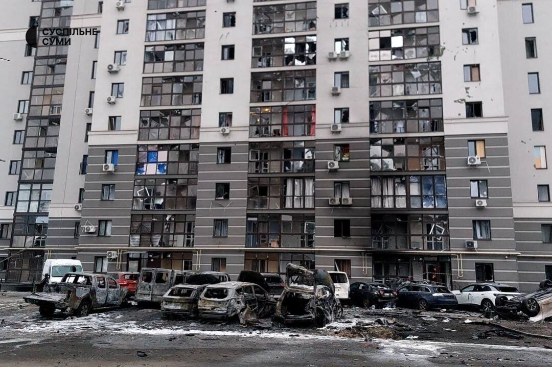 "Люди бежали испуганные, кто босой…": жительница Сум рассказала о вражеском ударе. Видео
