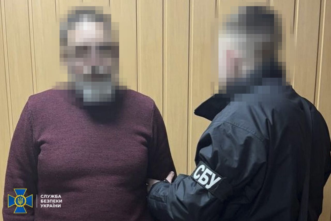 Работали на ФСБ: СБУ задержала диакона УПЦ МП и психотерапевта, которые шпионили за защитниками Харькова. Фото