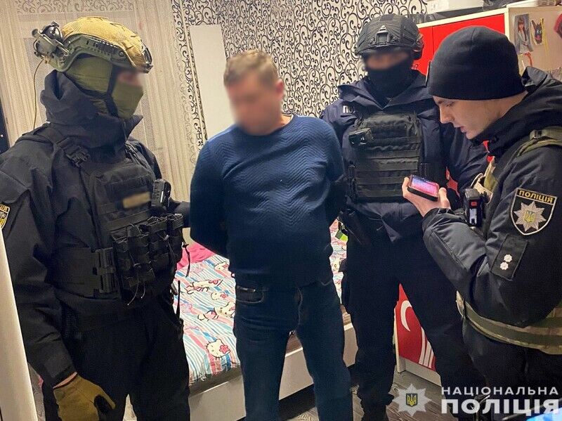В Чернигове мужчина распылил в лицо военнослужащему ТЦК перцовый баллончик и поплатился: что ему грозит