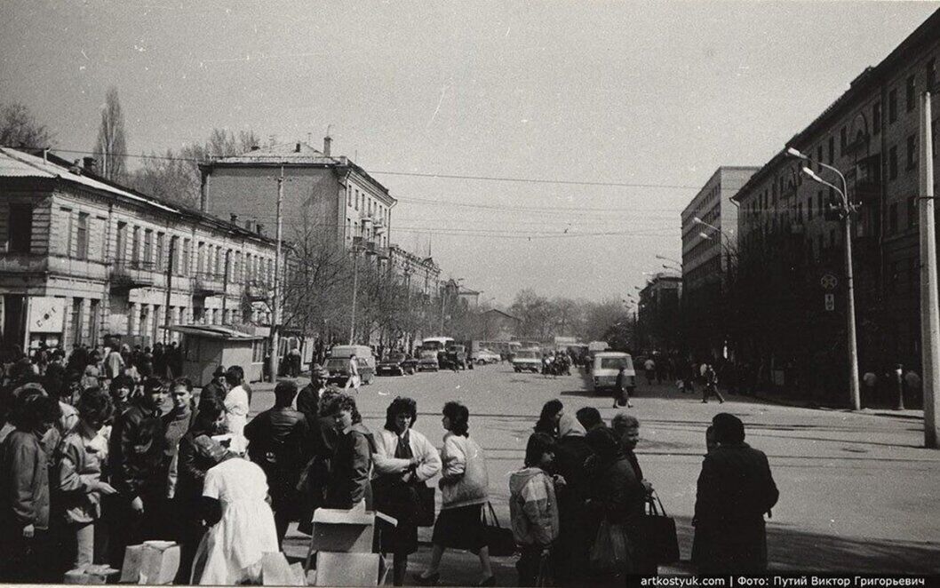 Каким был центр Днепра в конце ХХ века: архивные фото
