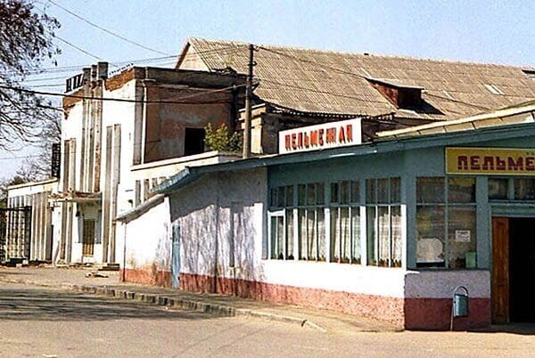 Яким були кафе і ресторани Одеси 100 років тому: старі фото
