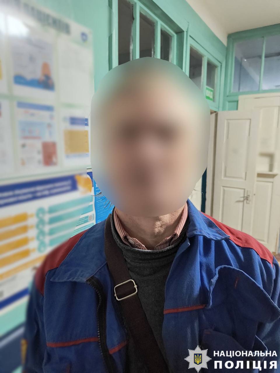 В Киевской области пьяный водитель съехал в кювет и протаранил дерево: среди пострадавших – ребенок. Фото