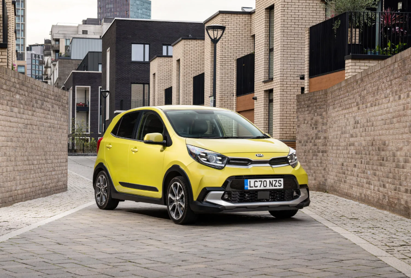 Лучшие по своей цене: 8 удачных бюджетных моделей авто