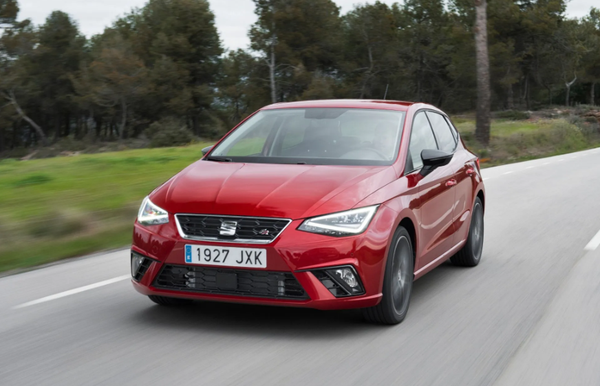 Лучшие по своей цене: 8 удачных бюджетных моделей авто