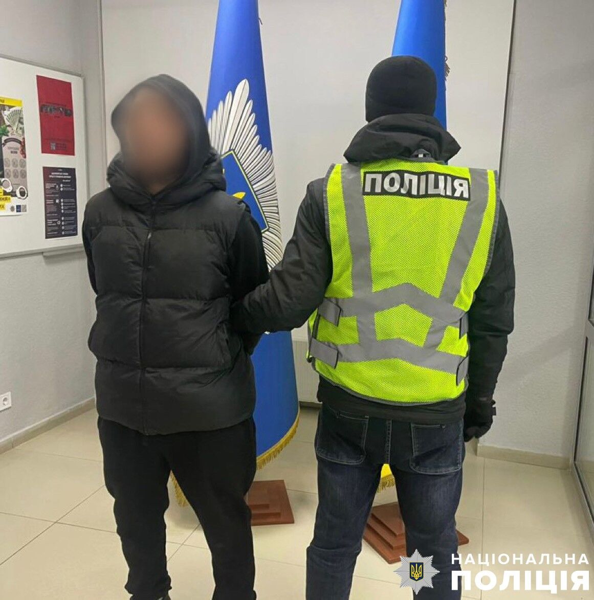 Ударом ножа в голову ледь не вбив перехожого: у Києві затримали іноземця-рецидивіста. Фото