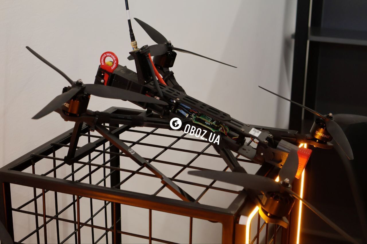 "80% у всіх дронах – це зв'язок": у Києві в КПІ відкрили нову спеціалізовану лабораторію для підготовки інженерів майбутнього. Подробиці, фото та відео