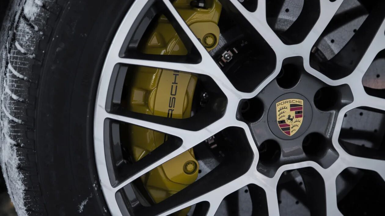 Не найкращий вибір: названо кросовери із найбільшою витратою пального