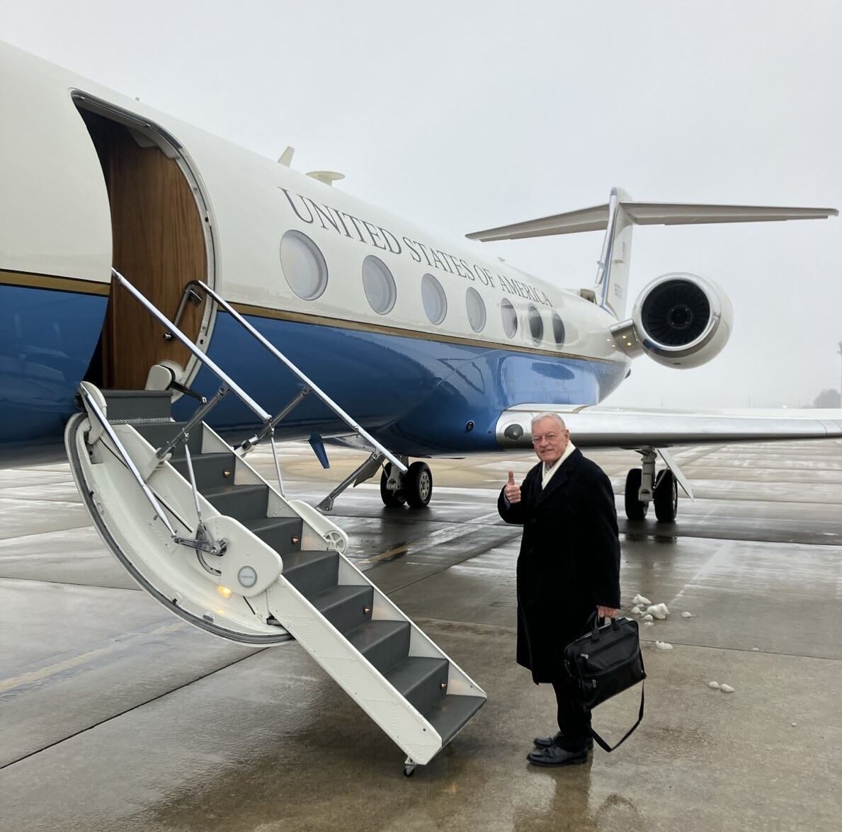 Кіт Келлог вирушив до Європи