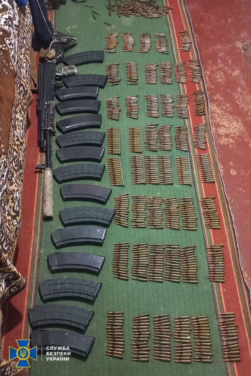 Задержаны подозреваемые в нелегальной торговле оружием