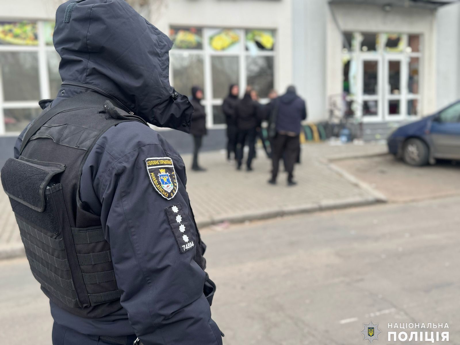 В Николаеве произошел взрыв возле заведения питания: два человека погибли, восемь ранены. Фото