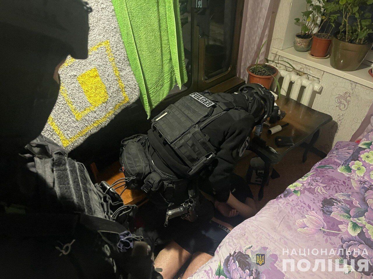 Участвовали в битве за ДАП и захвате Бахмута: украинские и молдавские полицейские задержали наемников, воевавших за Россию. Фото