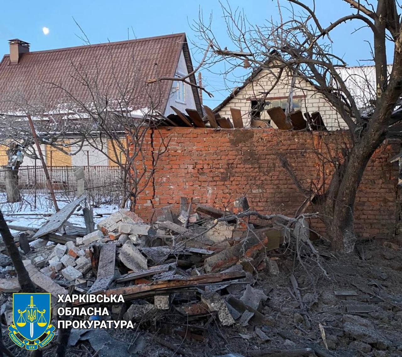 Окупанти вночі атакували дронами Харків, є постраждалі: з'явились фото наслідків 