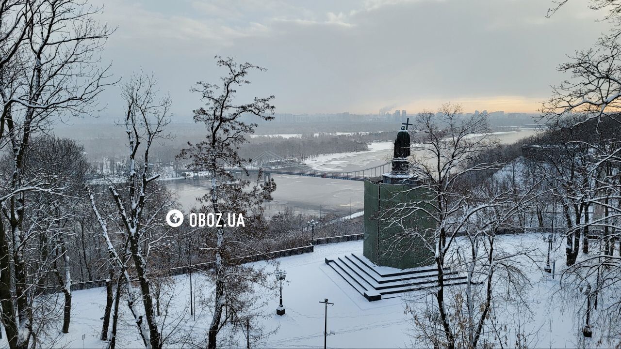 Настоящая белая сказка: Киев в конце зимы засыпало снегом. Фоторепортаж