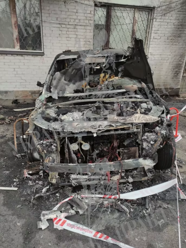 В Киеве сожгли авто журналистки Крюковой: что известно