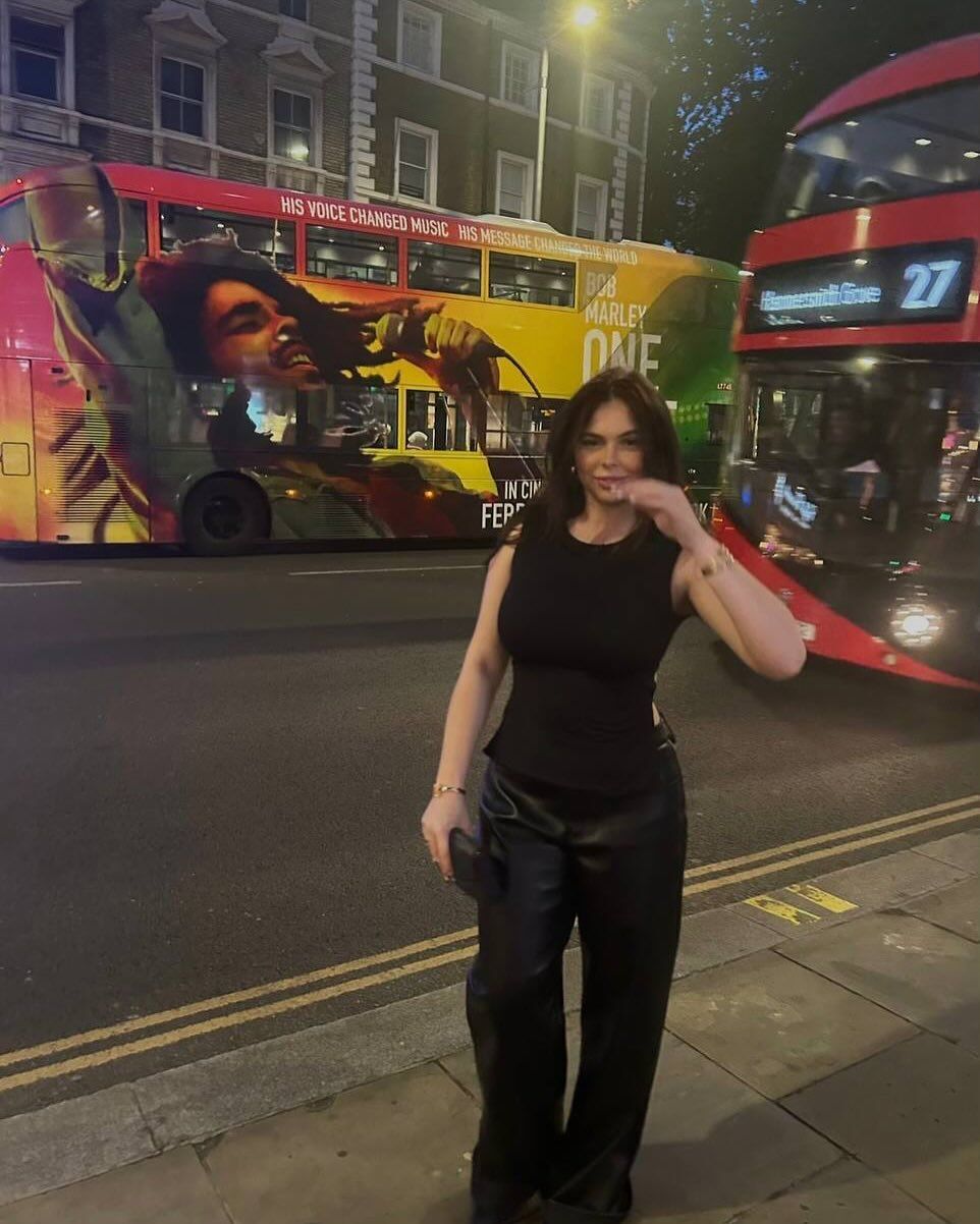 "Не впізнати": Оля Фреймут замилувала мережу фото 19-річної доньки, яка не живе в Україні 