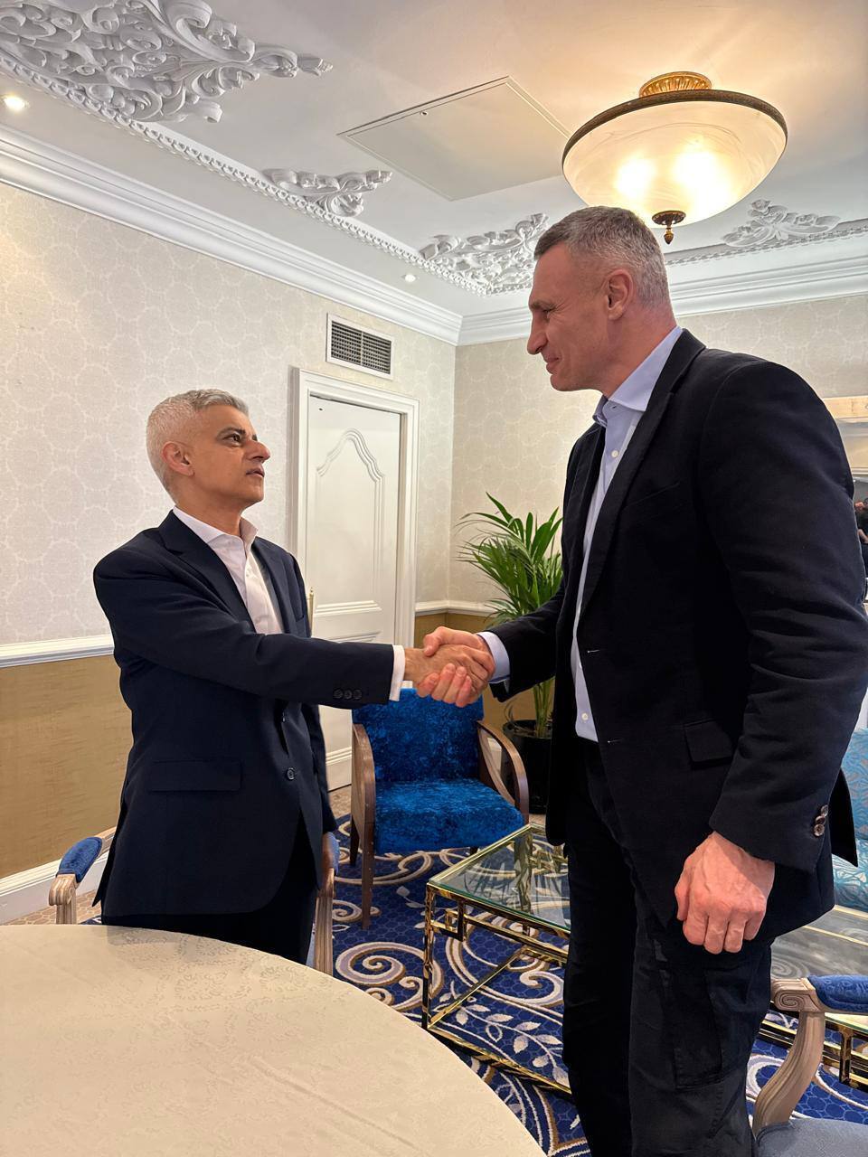 Обсудили помощь в восстановлении Киева и Украины: Кличко встретился с мэром Лондона Ханом