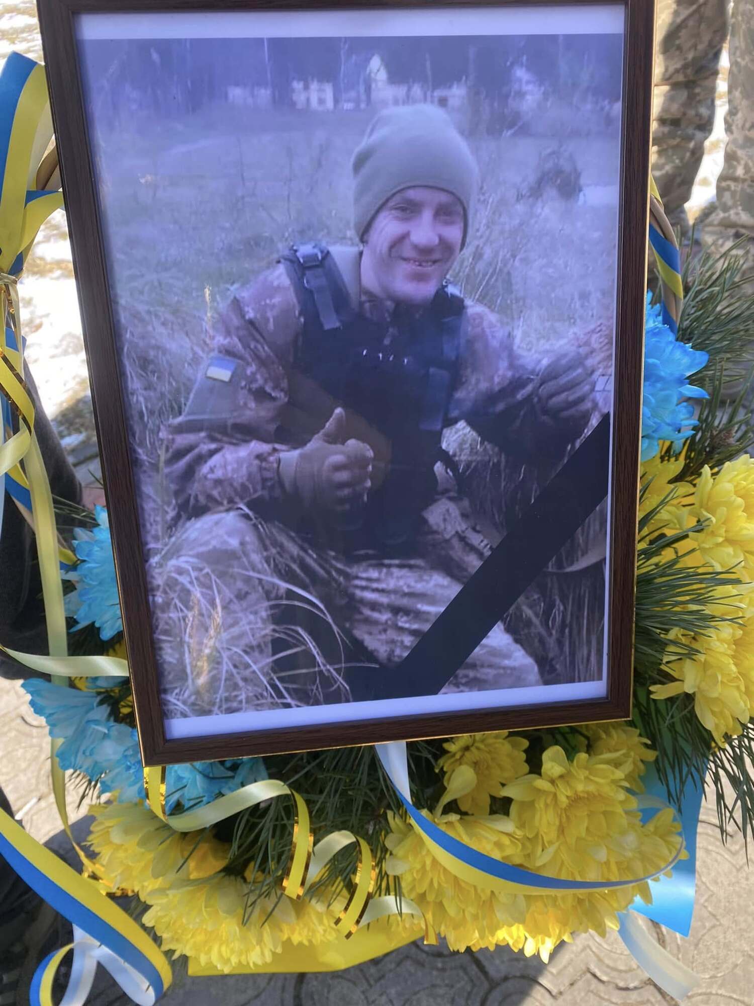 Отдал жизнь за Украину: в Хмельницкой области попрощались с защитником, погибшим в боях на Курщине. Фото