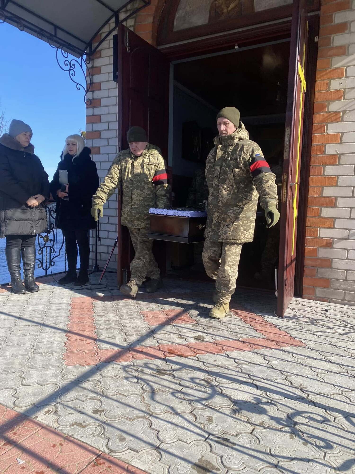 Отдал жизнь за Украину: в Хмельницкой области попрощались с защитником, погибшим в боях на Курщине. Фото