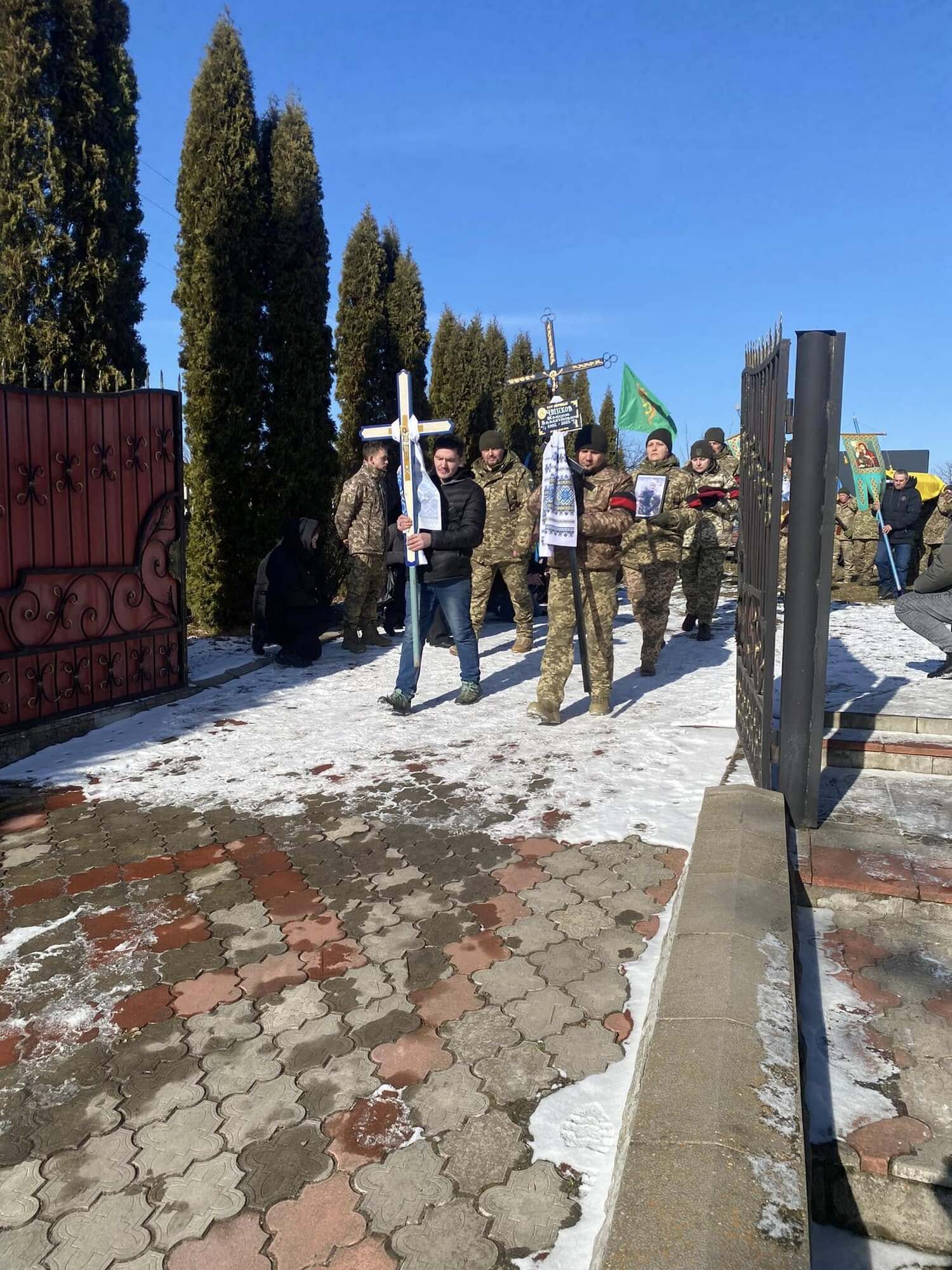 Отдал жизнь за Украину: в Хмельницкой области попрощались с защитником, погибшим в боях на Курщине. Фото