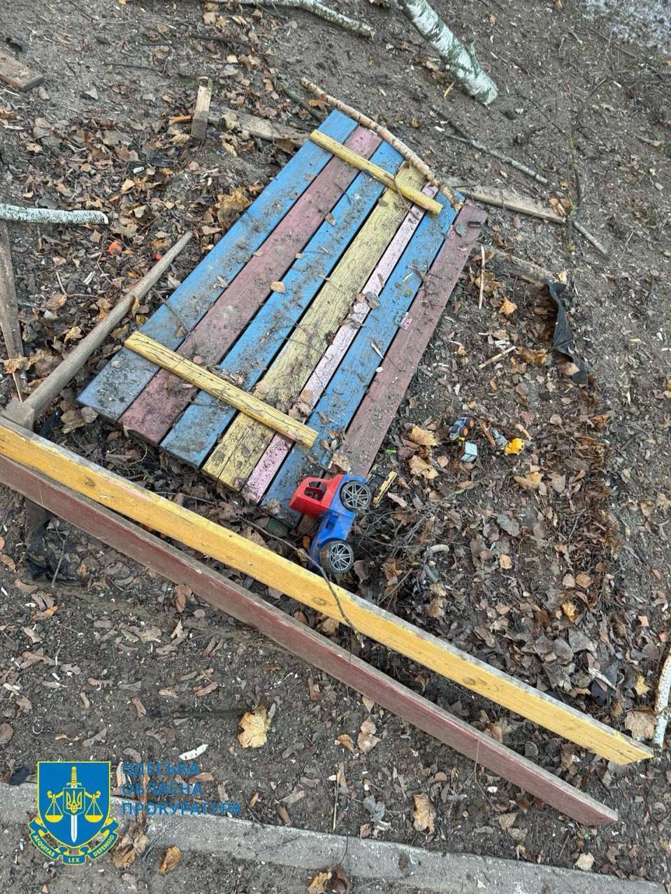 РФ массированно атаковала Одессу дронами: часть города осталась без света, воды и тепла, есть пострадавшие. Фото и видео
