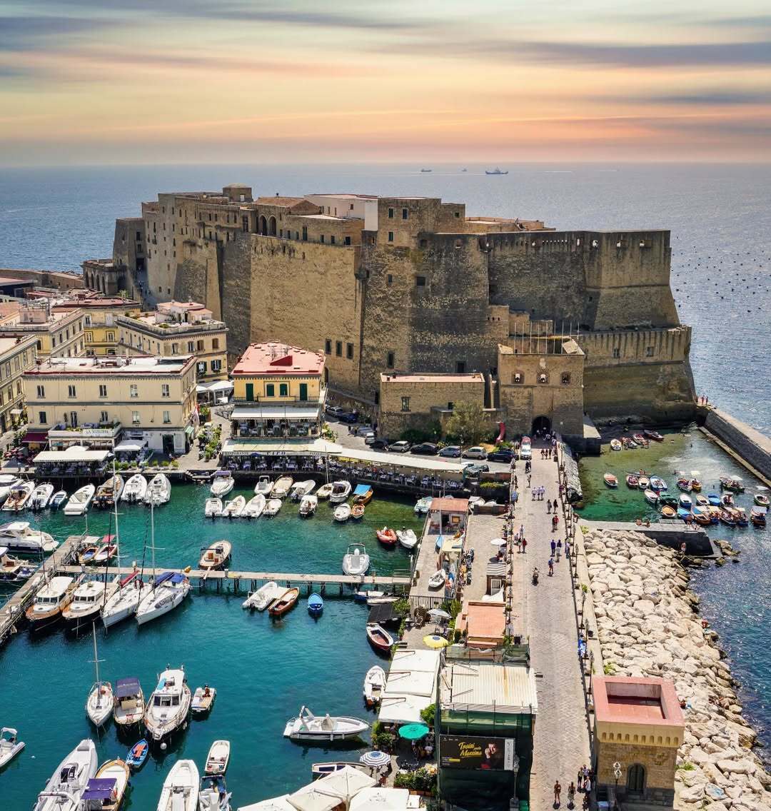 Город, который влюбляет с первого взгляда: лучшие места Неаполя