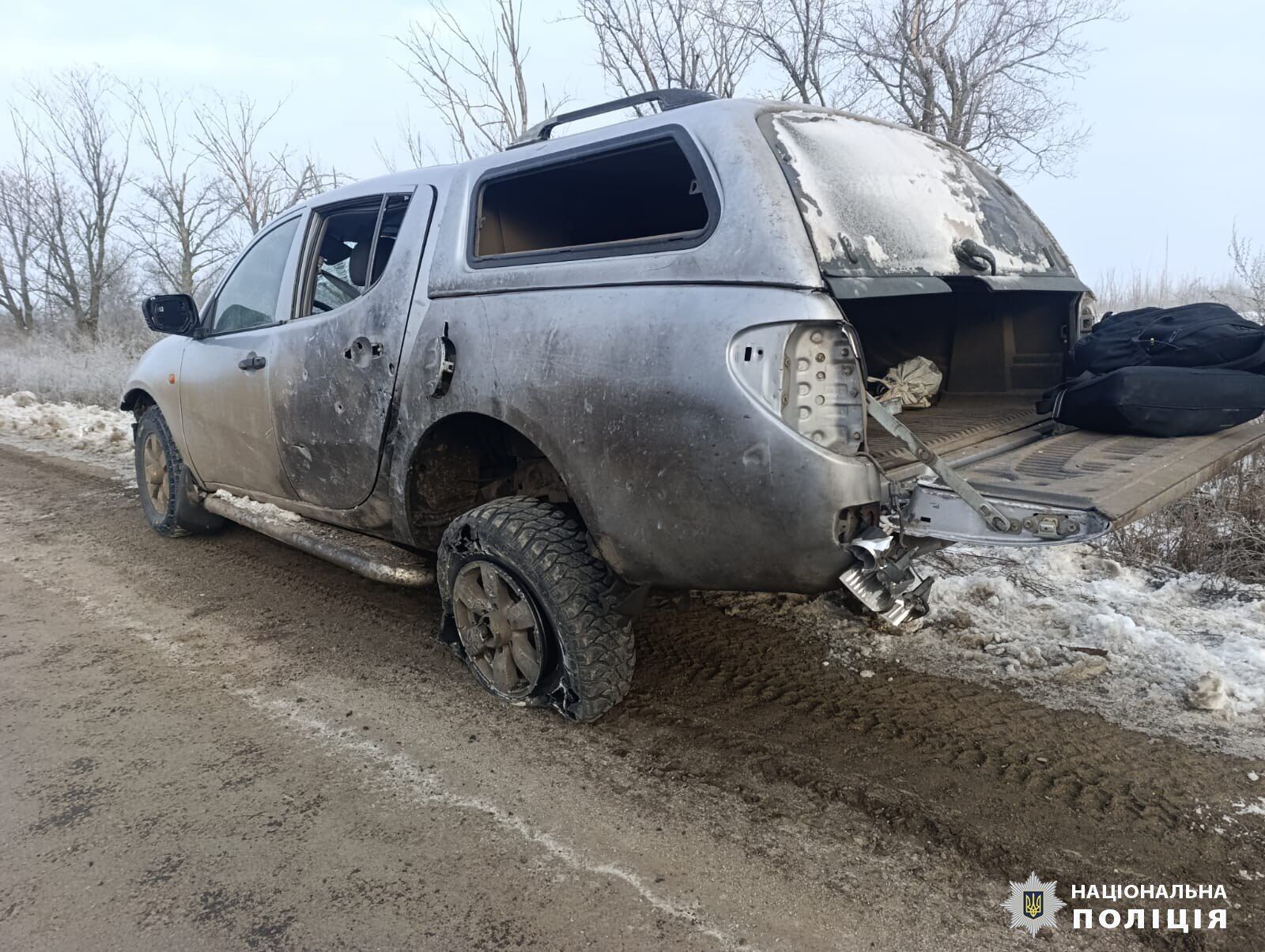 Оккупанты атаковали служебный автомобиль полиции в Купянске: есть пострадавшие. Фото