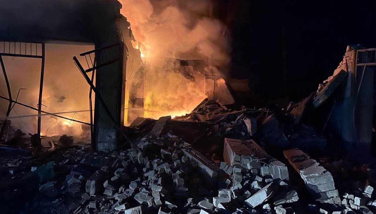 Россияне атаковали баллистикой Кривой Рог: один человек погиб, есть разрушения. Фото
