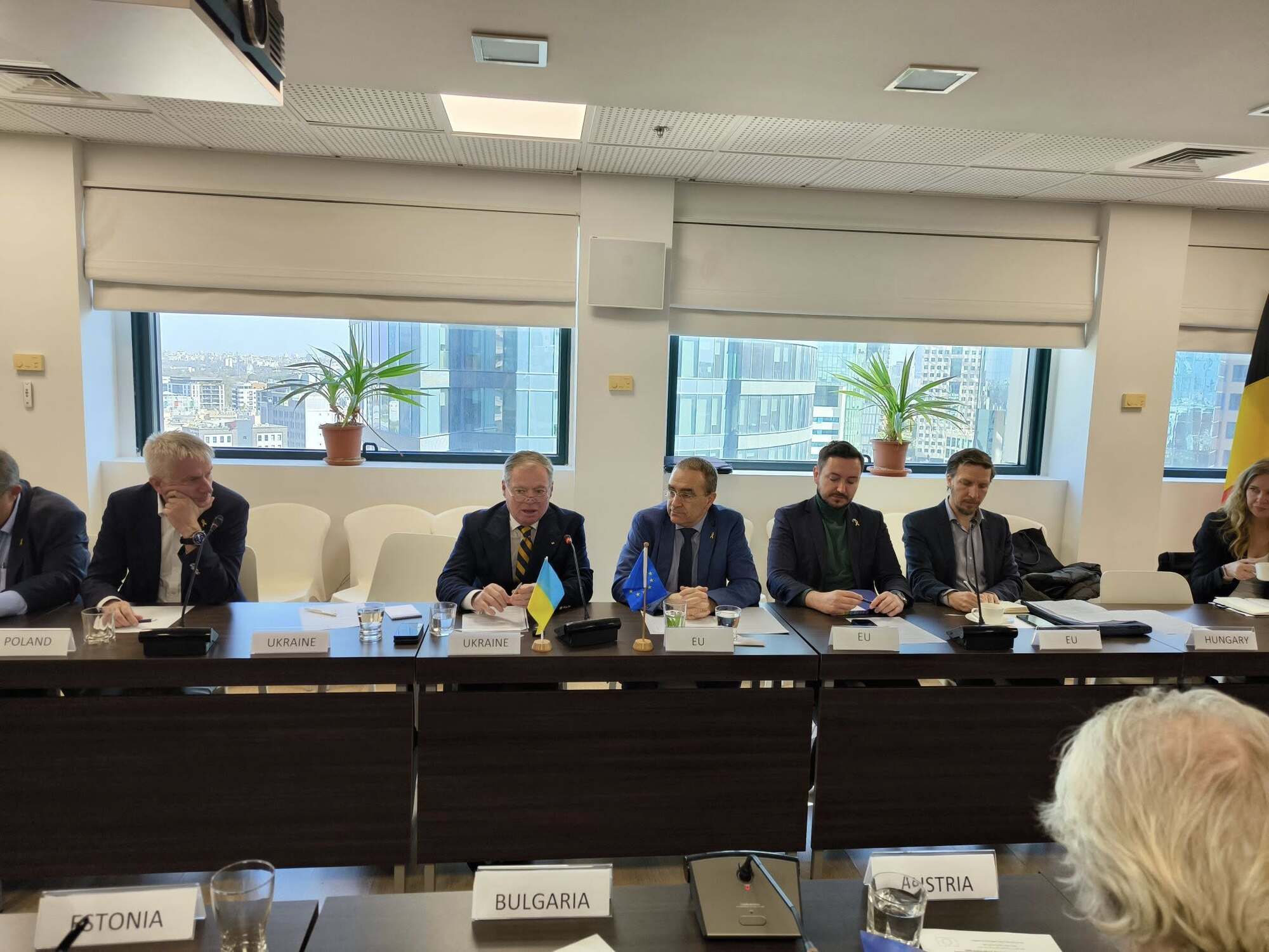 Посол Корнійчук: настав час переглянути усі безпекові формати