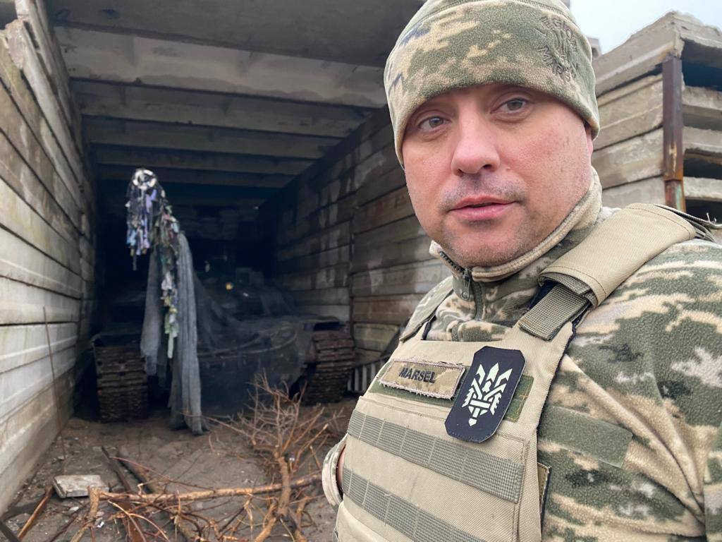 "Держим строй и боремся за победу": военные отреагировали на события в Белом доме
