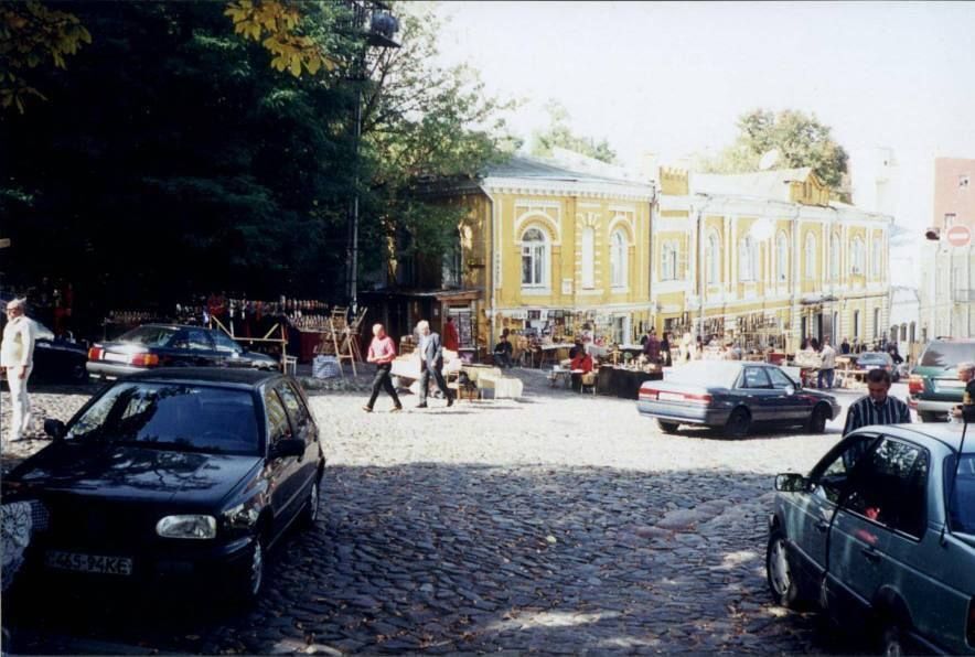 Знакомые места, которыми они были более 20 лет назад: фотографии Киева 1999 года